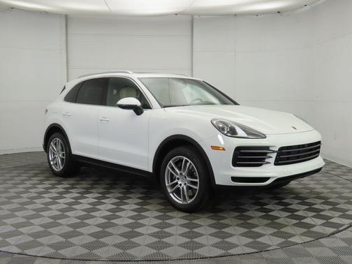 2023 Porsche Cayenne Platinum Edition