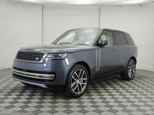 2025 Land Rover Range Rover P550e SE