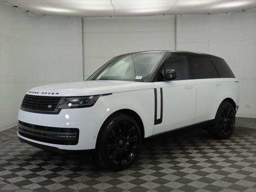 2025 Land Rover Range Rover P400 SE