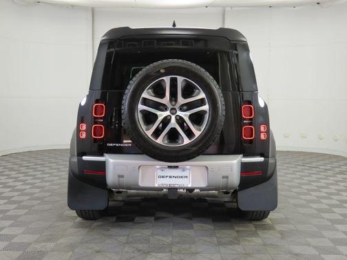 2025 Land Rover Defender 110 P400 S