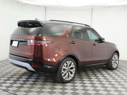 2026 Land Rover Discovery Gemini Edition