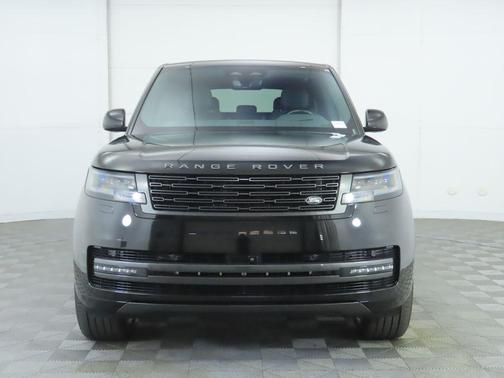 2025 Land Rover Range Rover P530 SE