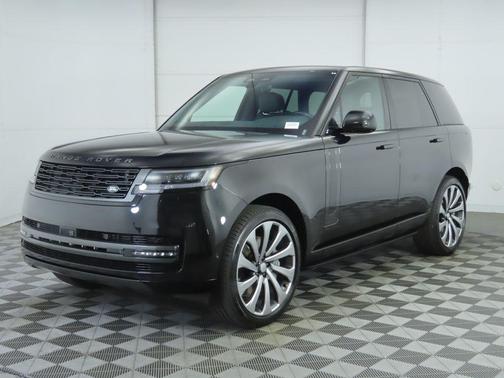 2025 Land Rover Range Rover P530 SE