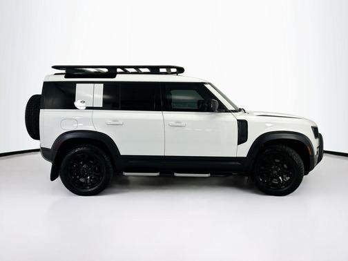 Fuji White 2023 Land Rover Defender 110 S