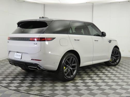 2023 Land Rover Range Rover Sport SE