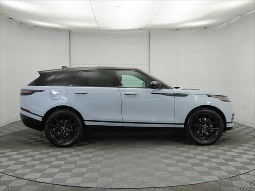 2026 Land Rover Range Rover Velar P400 Dynamic SE