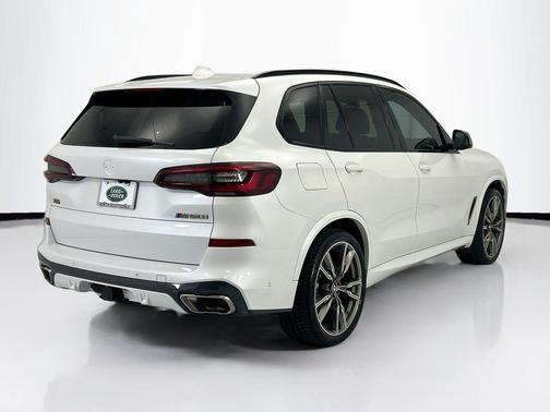 Mineral White Metallic 2023 BMW X5 M50i