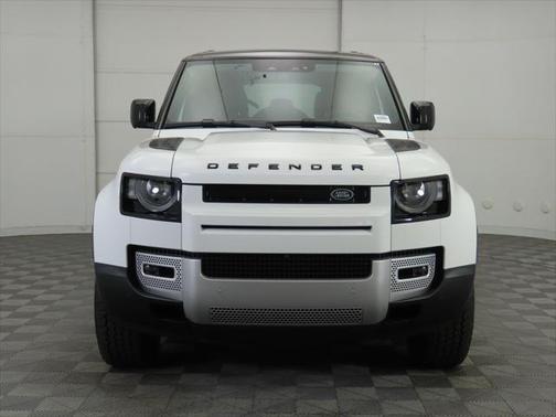 2025 Land Rover Defender 110 P400 S