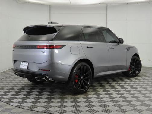 2023 Land Rover Range Rover Sport SE