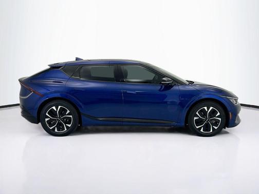 Yacht Blue 2023 Kia EV6 GT-Line