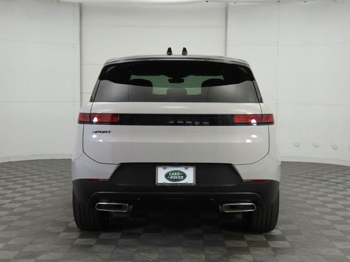 2025 Land Rover Range Rover Sport SE