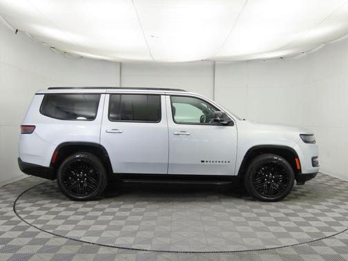 2024 Jeep Wagoneer Series II Carbide 4x4