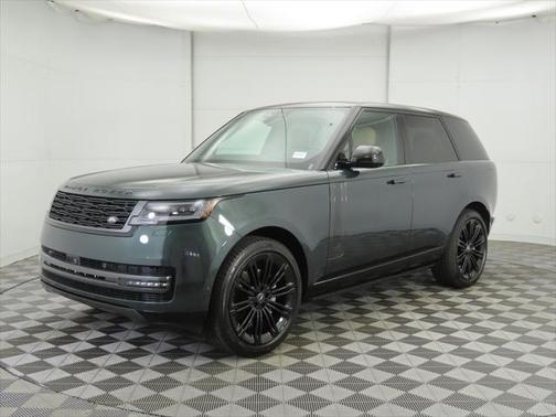 2025 Land Rover Range Rover P400 SE