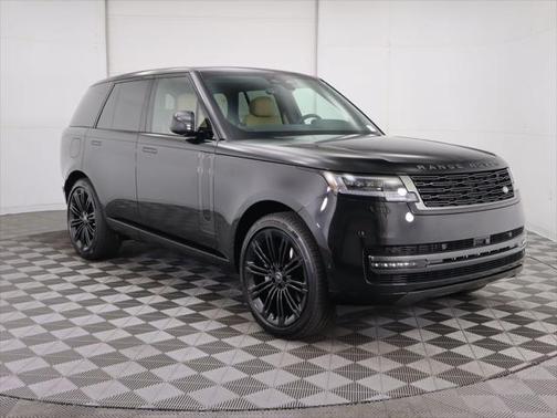 2025 Land Rover Range Rover P400 SE