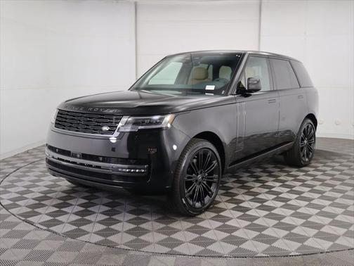 2025 Land Rover Range Rover P400 SE