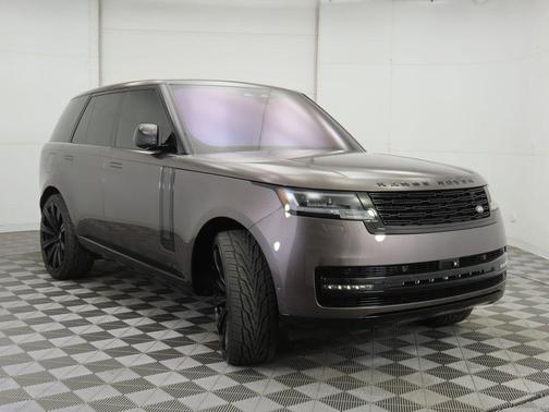 2022 Land Rover Range Rover P530 SE