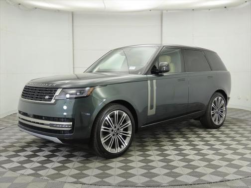 2025 Land Rover Range Rover P400 SE