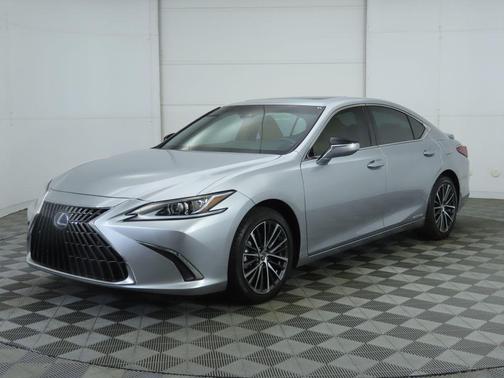 2022 Lexus ES 300h Base