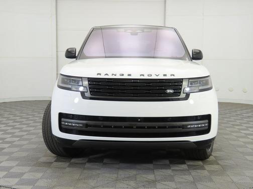 2023 Land Rover Range Rover P530 SE