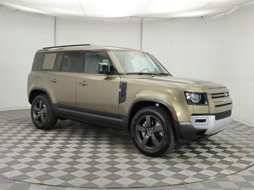 2025 Land Rover Defender 110 P300