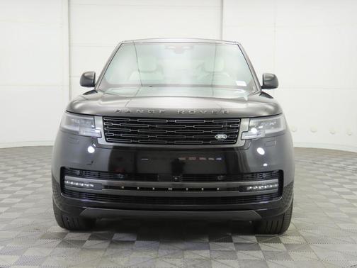2026 Land Rover Range Rover P400 SE