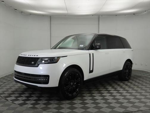 2025 Land Rover Range Rover P400 SE 7 Seat