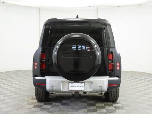 2025 Land Rover Defender 130 P300 S