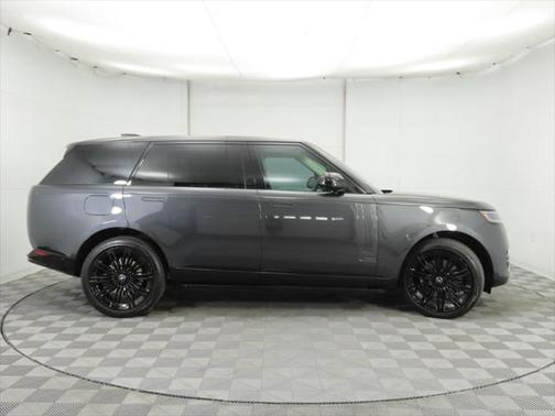 2024 Land Rover Range Rover P530 Autobiography 7 Seat