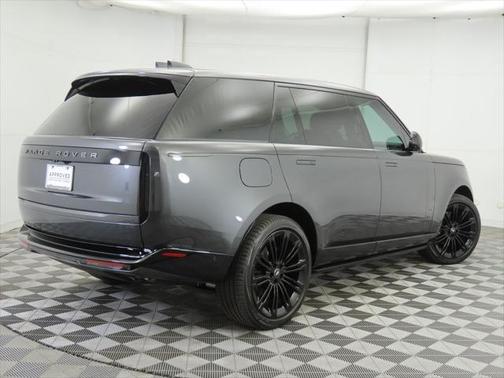 2024 Land Rover Range Rover P530 Autobiography 7 Seat