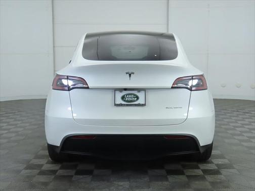 2025 Tesla Model Y Long Range Dual Motor All-Wheel Drive
