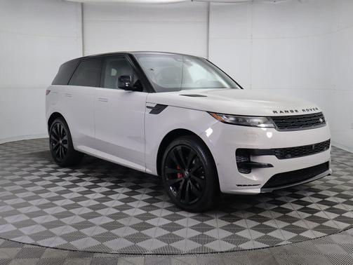 2025 Land Rover Range Rover Sport SE