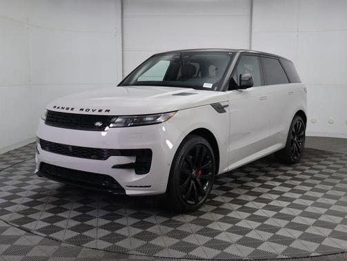 2025 Land Rover Range Rover Sport SE