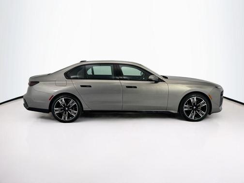 Oxide Grey Metallic 2023 BMW 760 i xDrive