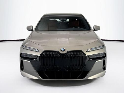 Oxide Grey Metallic 2023 BMW 760 i xDrive