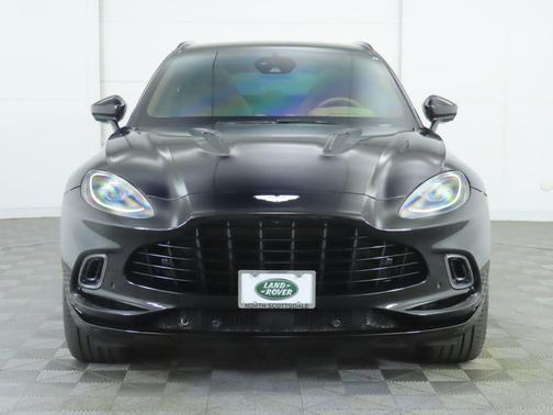 2021 Aston Martin DBX Base