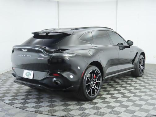 2021 Aston Martin DBX Base