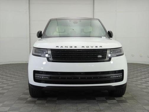 2025 Land Rover Range Rover P530 SE