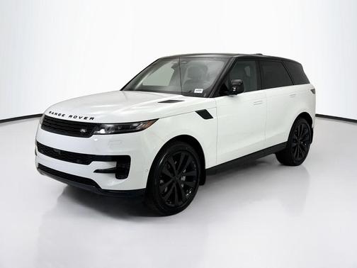 Fuji White 2026 Land Rover Range Rover Sport SE