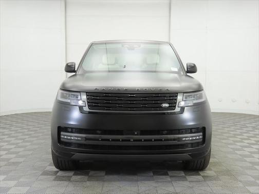 2025 Land Rover Range Rover P530 SE