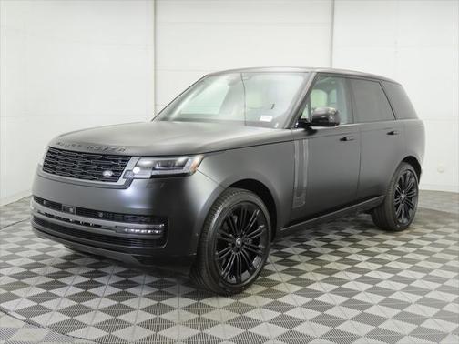 2025 Land Rover Range Rover P530 SE