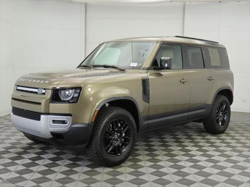 2025 Land Rover Defender 110 P300