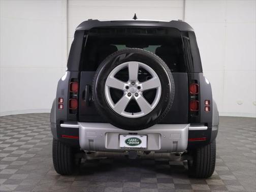 2024 Land Rover Defender 110 P300