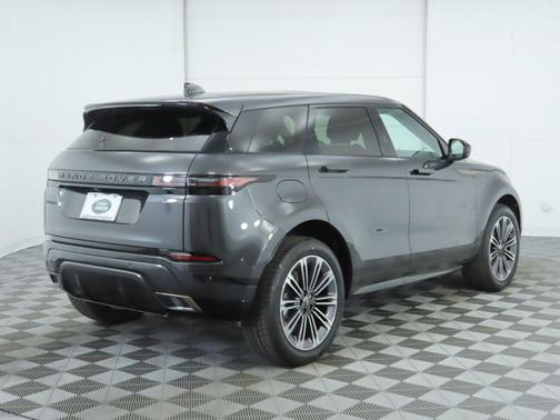 2024 Land Rover Range Rover Evoque Dynamic SE