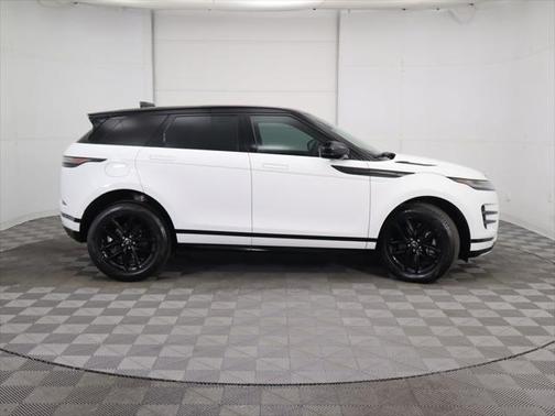 2024 Land Rover Range Rover Evoque Dynamic SE