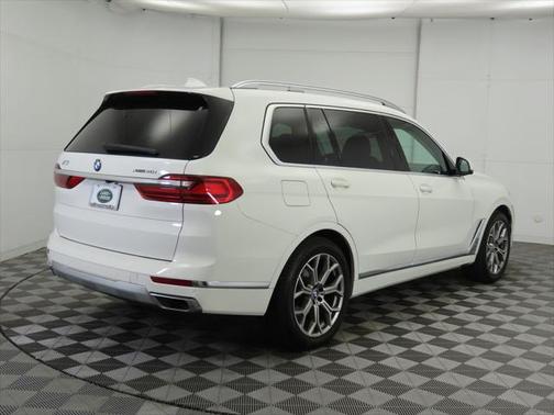 2021 BMW X7 xDrive40i