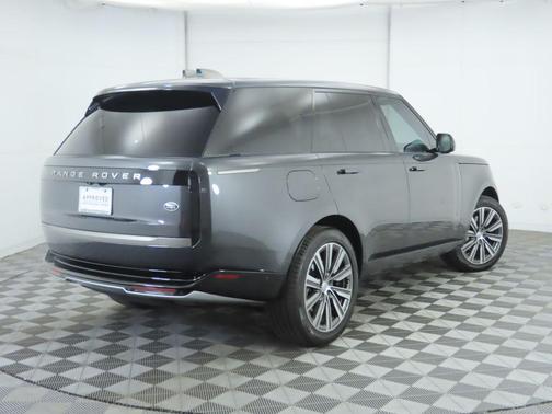 2023 Land Rover Range Rover P400 SE