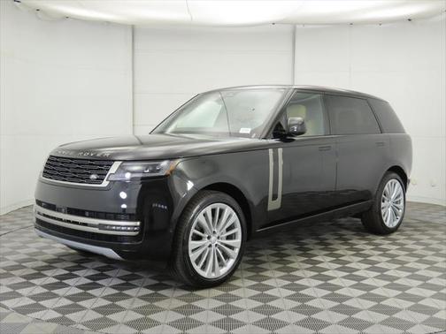 2025 Land Rover Range Rover P400 SE 7 Seat