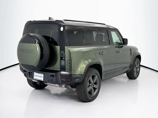 Woolstone Green Metallic 2026 Land Rover Defender P400 X-Dynamic SE