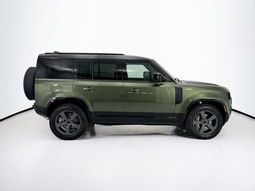 Woolstone Green Metallic 2026 Land Rover Defender P400 X-Dynamic SE