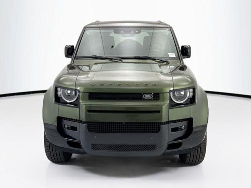 Woolstone Green Metallic 2026 Land Rover Defender P400 X-Dynamic SE